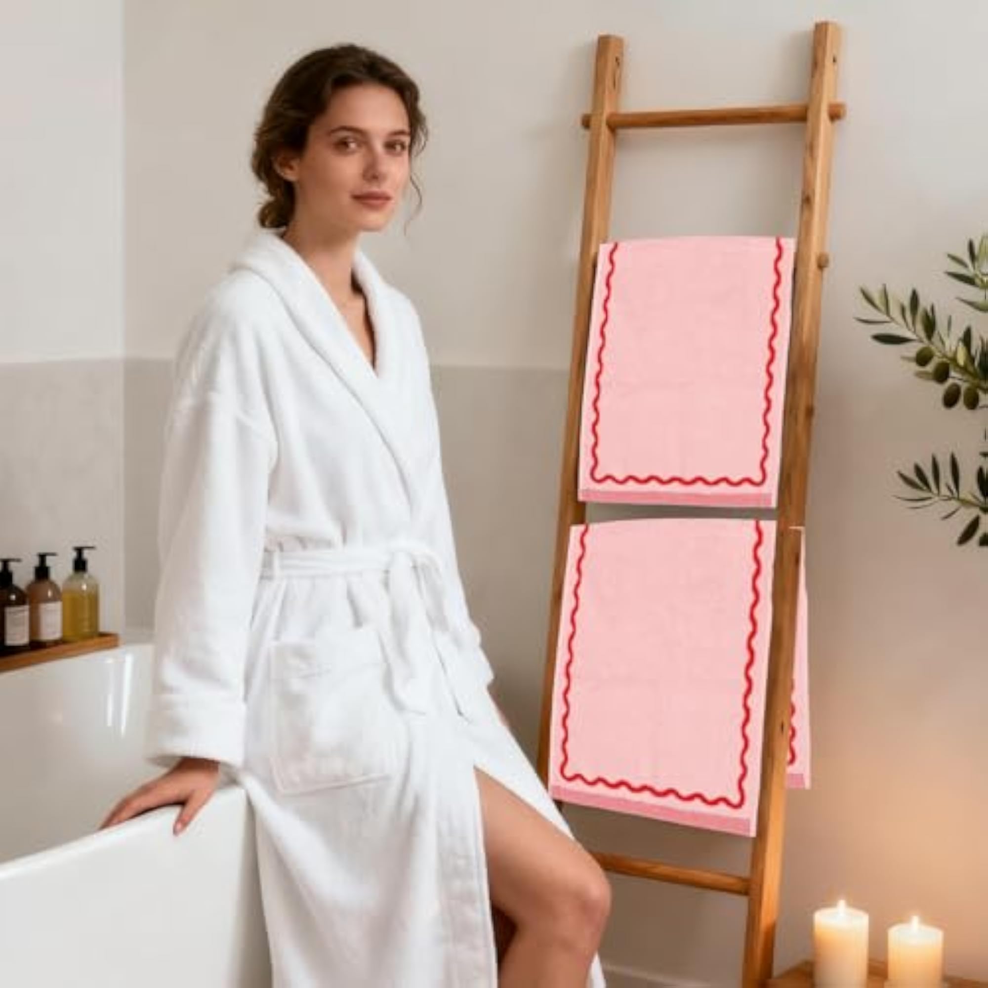 Pink Red Decorative Hand Towels 2 Pack, Scalloped Print